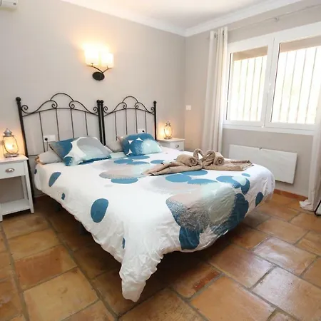 Dalia Villa *